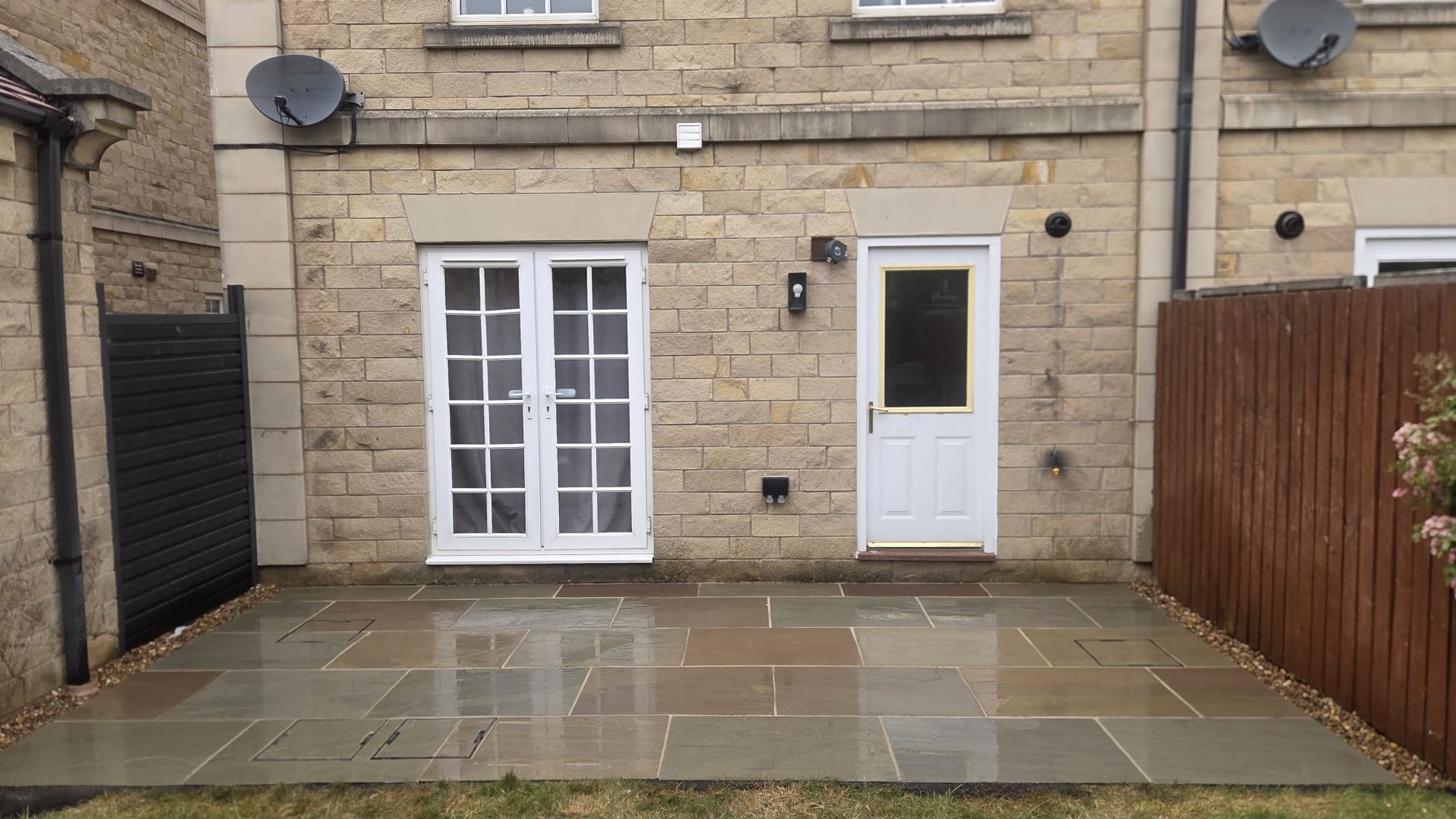 Raj Blend Indian stone patio in Burley in Wharfedale